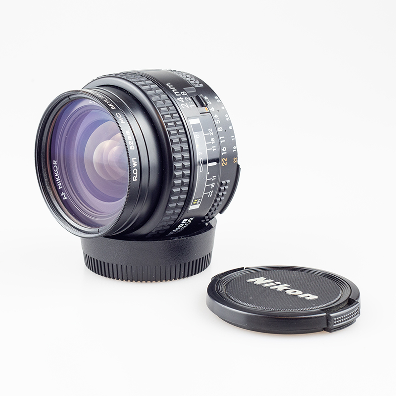 Objektívy / Lenses