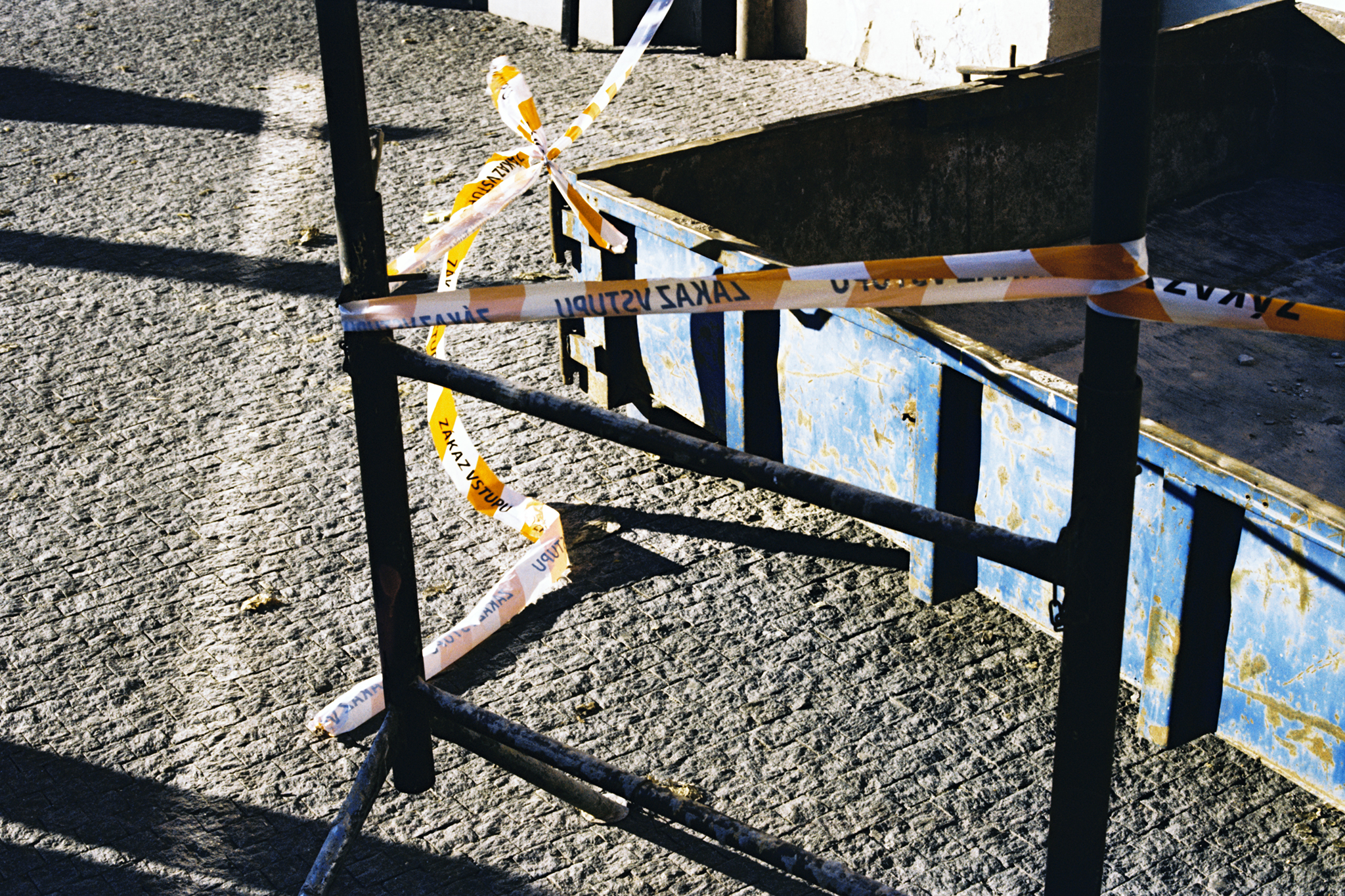 Film zdarma 2x Void 100 135-36 farebný motion picture kinofilm